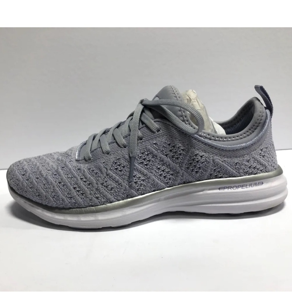 APL Women’s Techloom Phantom Running Shoes Lavender, Size 7.5 M